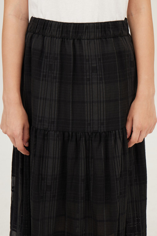https://img.benettonmall.com/PARTS/KB/25F/BASK05541BK_MB_D2.jpg