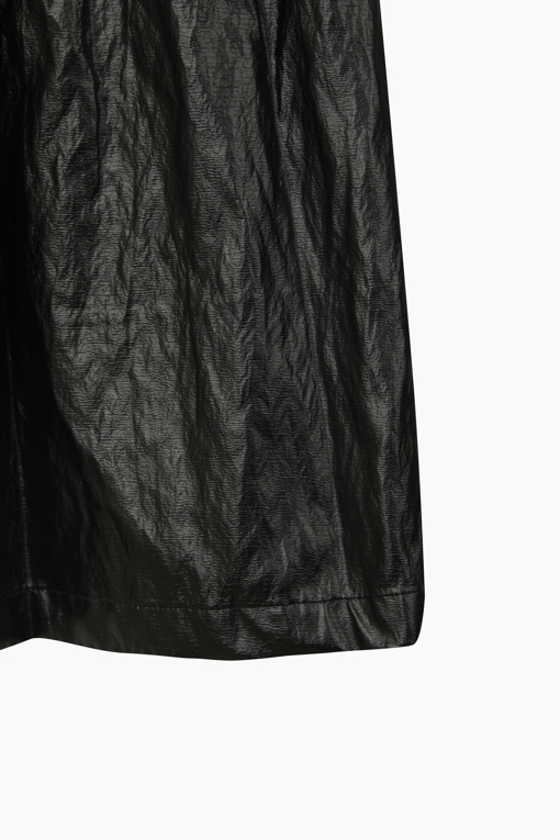 https://img.benettonmall.com/PARTS/KB/25F/BASK06541BK_MB_D3.jpg