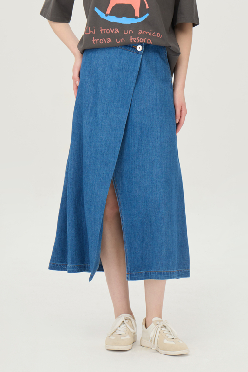 https://img.benettonmall.com/PARTS/KB/25F/BASK92541BL_MB_D0.jpg