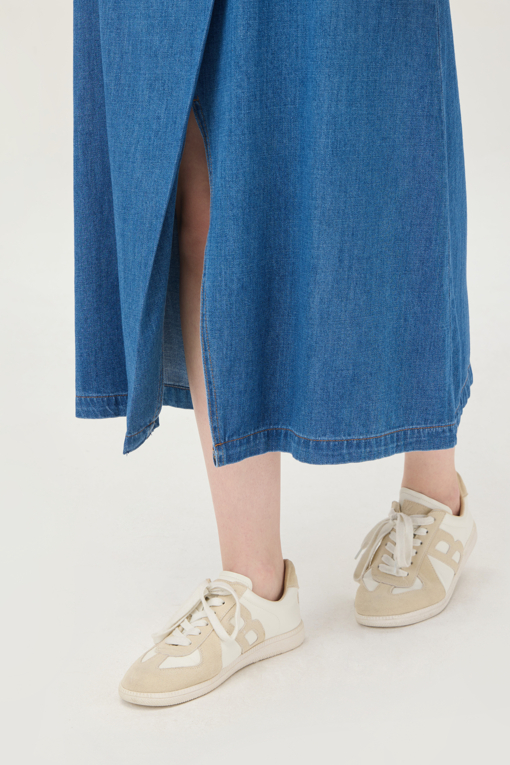 https://img.benettonmall.com/PARTS/KB/25F/BASK92541BL_MB_D4.jpg