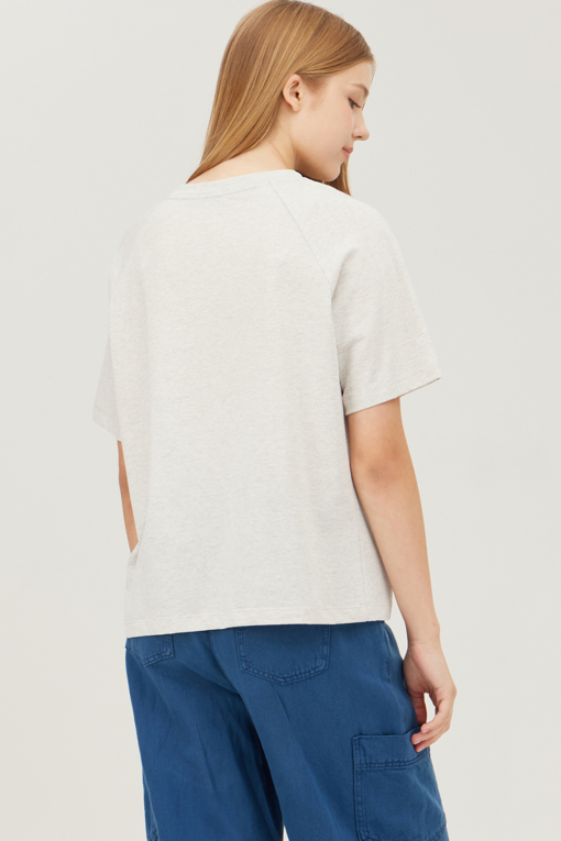 https://img.benettonmall.com/PARTS/KB/25F/BATS05541MG_MB_D1.jpg