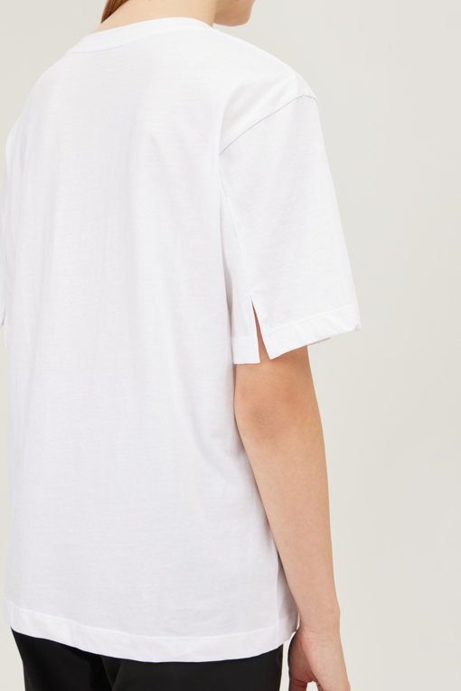 https://img.benettonmall.com/PARTS/KB/25F/BATS06541WH_MB_D3.jpg