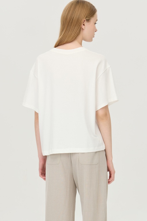 https://img.benettonmall.com/PARTS/KB/25F/BATS07541WH_MB_D1.jpg