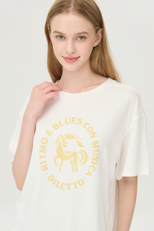 https://img.benettonmall.com/PARTS/KB/25F/BATS07541WH_MB_D2.jpg