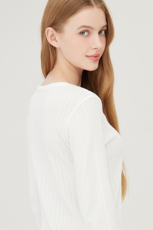 https://img.benettonmall.com/PARTS/KB/25F/BATS08541WH_MB_D3.jpg