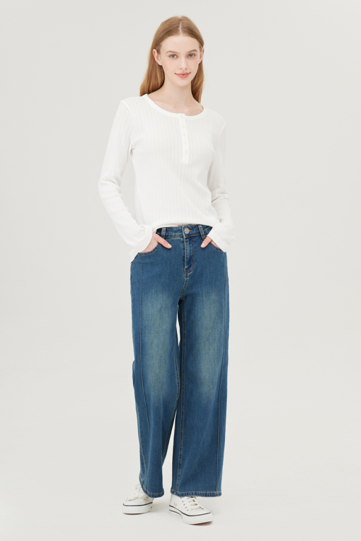 https://img.benettonmall.com/PARTS/KB/25F/BATS08541WH_MB_D5.jpg