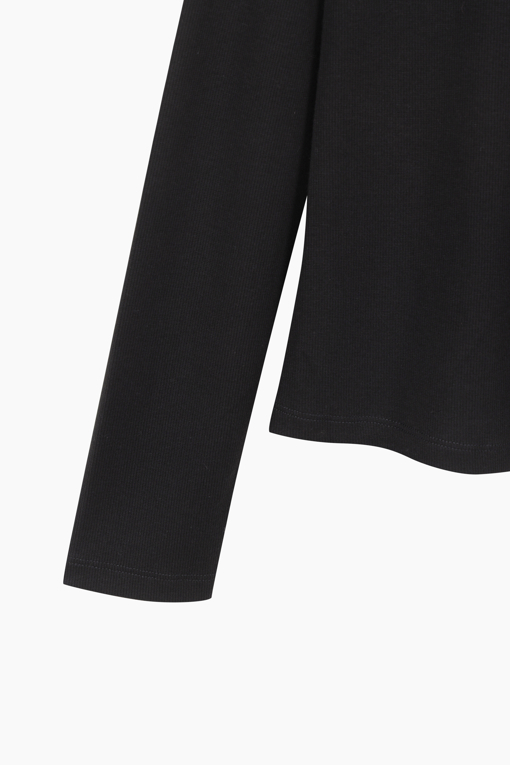 https://img.benettonmall.com/PARTS/KB/25F/BATS15541BK_MB_D3.jpg