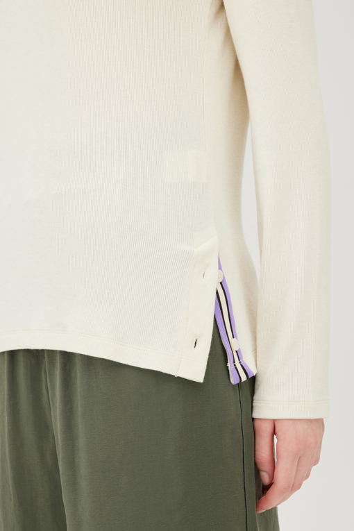 https://img.benettonmall.com/PARTS/KB/25F/BATS91541IV_MB_D4.jpg