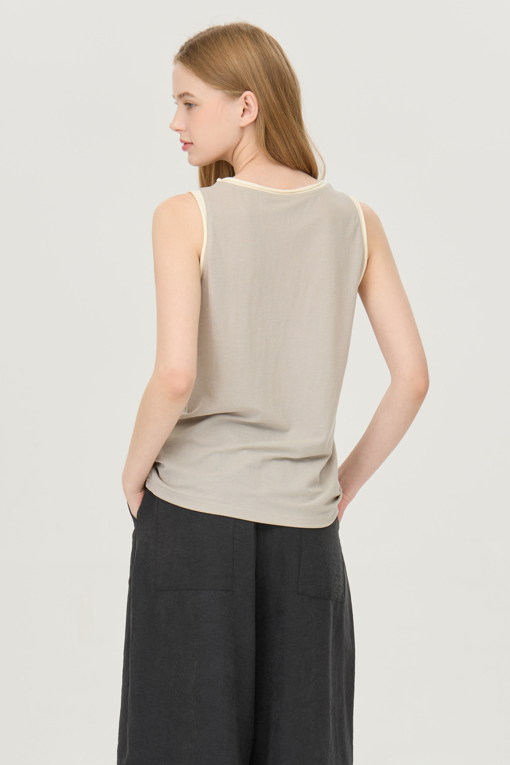 https://img.benettonmall.com/PARTS/KB/25F/BATS92541GR_MB_D1.jpg