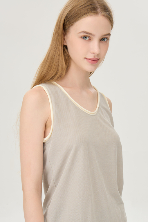 https://img.benettonmall.com/PARTS/KB/25F/BATS92541GR_MB_D2.jpg