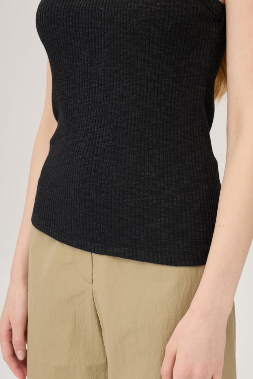 https://img.benettonmall.com/PARTS/KB/25F/BATS93541BK_MB_D4.jpg