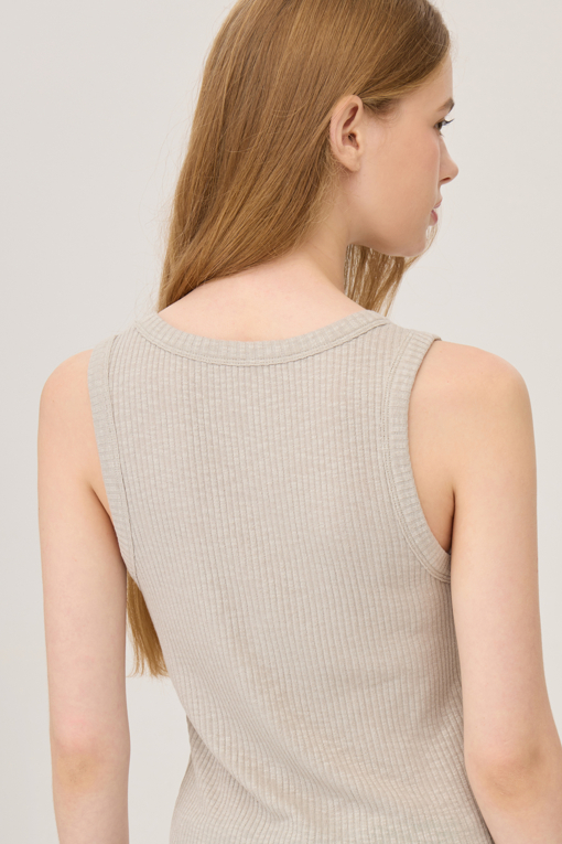 https://img.benettonmall.com/PARTS/KB/25F/BATS93541LG_MB_D3.jpg