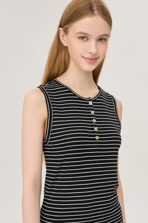 https://img.benettonmall.com/PARTS/KB/25F/BATS94541BK_MB_D2.jpg