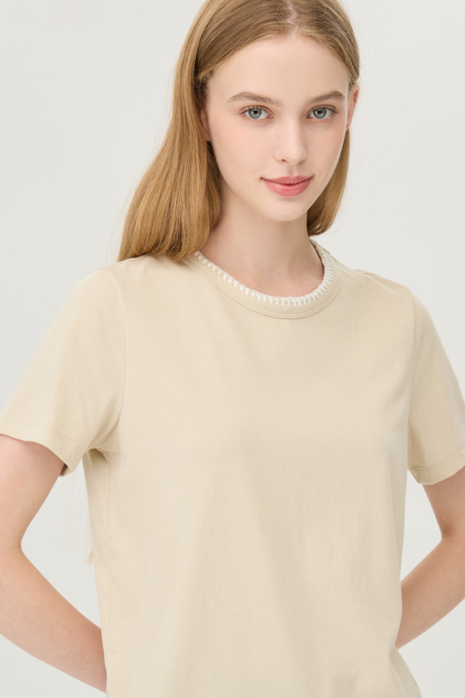 https://img.benettonmall.com/PARTS/KB/25F/BATS96541BE_MB_D2.jpg
