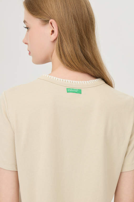 https://img.benettonmall.com/PARTS/KB/25F/BATS96541BE_MB_D3.jpg