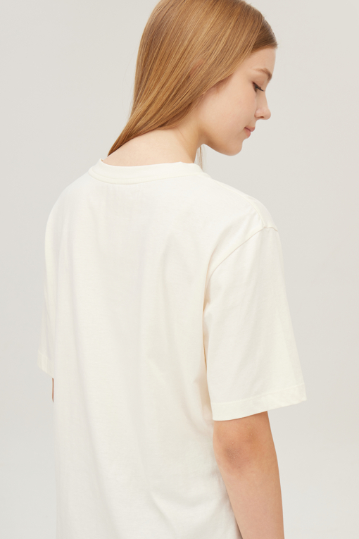 https://img.benettonmall.com/PARTS/KB/25F/BATSE1541CR_MB_D3.jpg