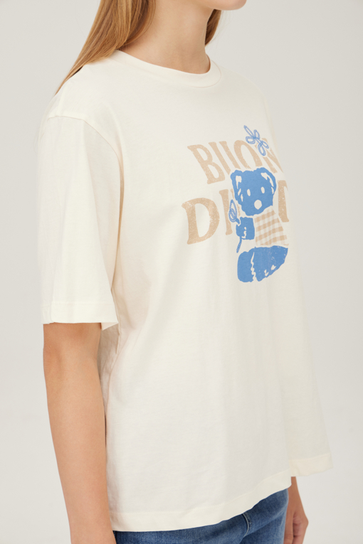 https://img.benettonmall.com/PARTS/KB/25F/BATSE1541CR_MB_D4.jpg