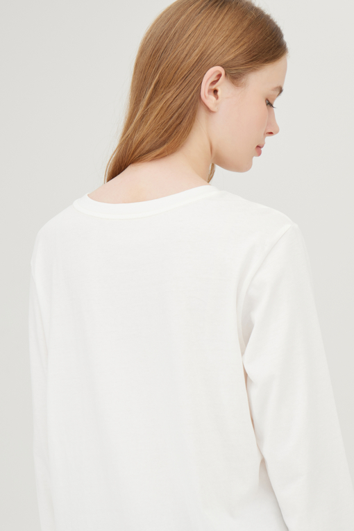 https://img.benettonmall.com/PARTS/KB/25F/BATSE3541WH_MB_D2.jpg
