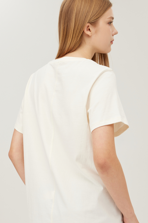 https://img.benettonmall.com/PARTS/KB/25F/BATSE4541WH_MB_D3.jpg