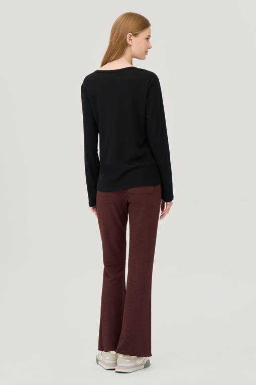 https://img.benettonmall.com/PARTS/KB/25F/BATSE6541BK_MB_D1.jpg