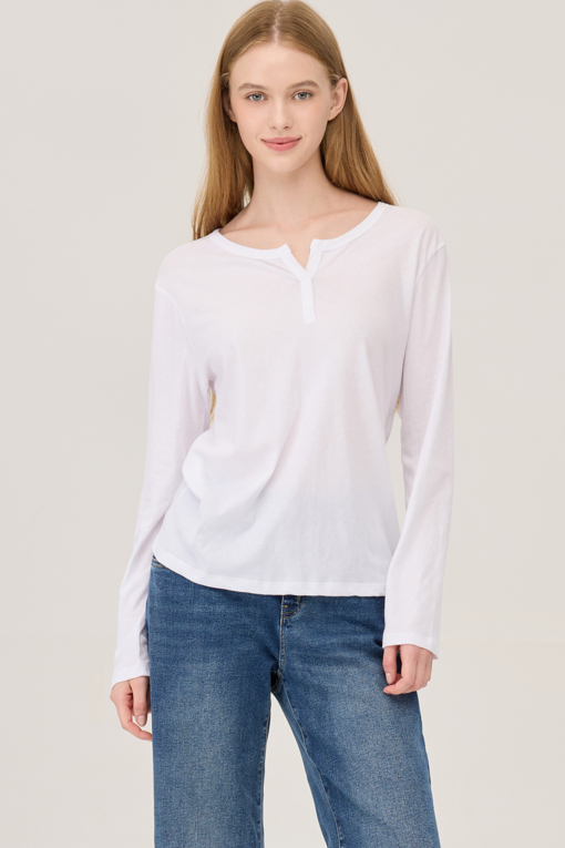 https://img.benettonmall.com/PARTS/KB/25F/BATSE6541WH_MB_D0.jpg