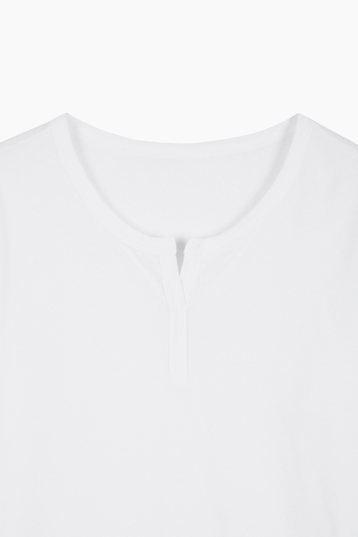 https://img.benettonmall.com/PARTS/KB/25F/BATSE6541WH_MB_D12.jpg