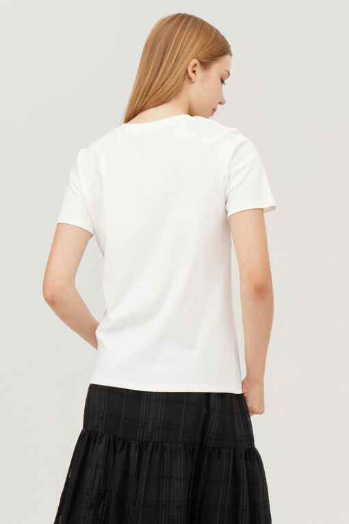 https://img.benettonmall.com/PARTS/KB/25F/BATSE7541WH_MB_D1.jpg