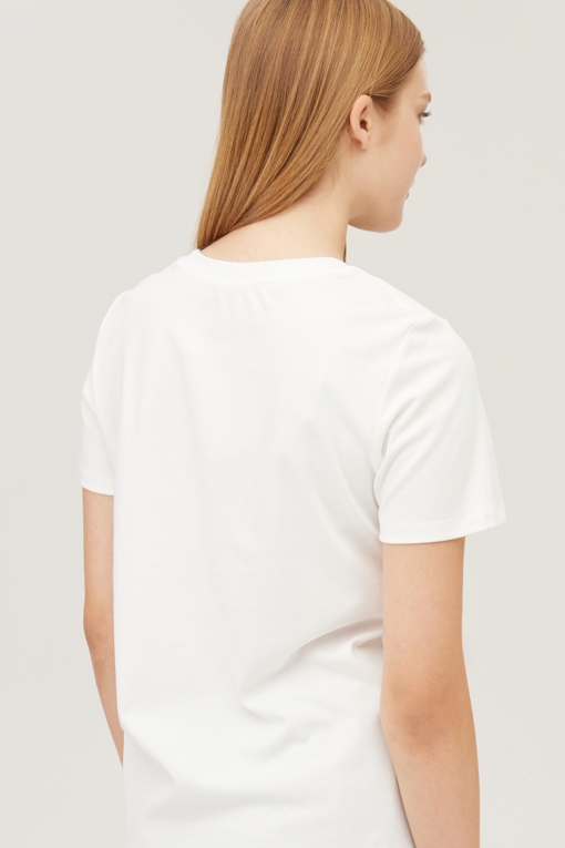 https://img.benettonmall.com/PARTS/KB/25F/BATSE7541WH_MB_D3.jpg