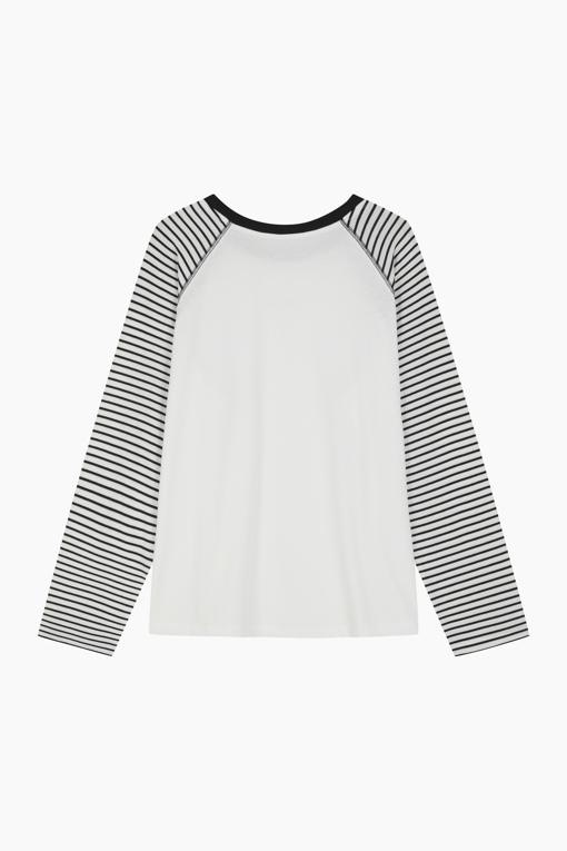 https://img.benettonmall.com/PARTS/KB/25F/BATSG1541WH_MB_D1.jpg