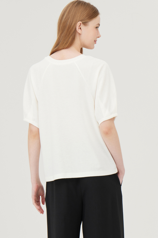 https://img.benettonmall.com/PARTS/KB/25F/BATSG5541IV_MB_D1.jpg