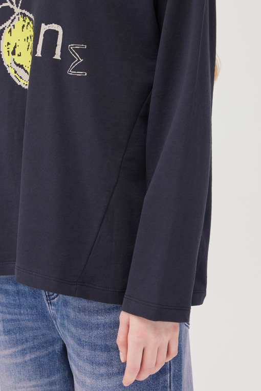 https://img.benettonmall.com/PARTS/KB/25F/BATSG6561NY_MB_D4.jpg