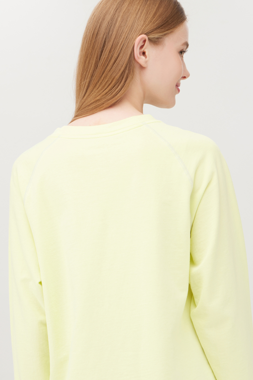 https://img.benettonmall.com/PARTS/KB/25F/BATSG6561YE_MB_D3.jpg