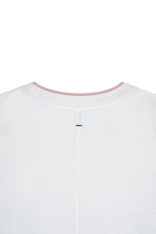 https://img.benettonmall.com/PARTS/KB/25F/BATSY1541WH_MB_D5.jpg