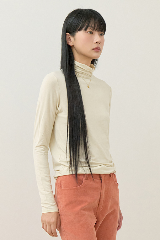 https://img.benettonmall.com/PARTS/KB/25F/BATSY3541IV_MB_D1.jpg