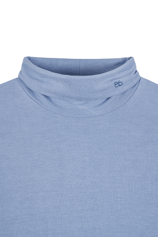 https://img.benettonmall.com/PARTS/KB/25F/BATSY3541SB_MB_D4.jpg