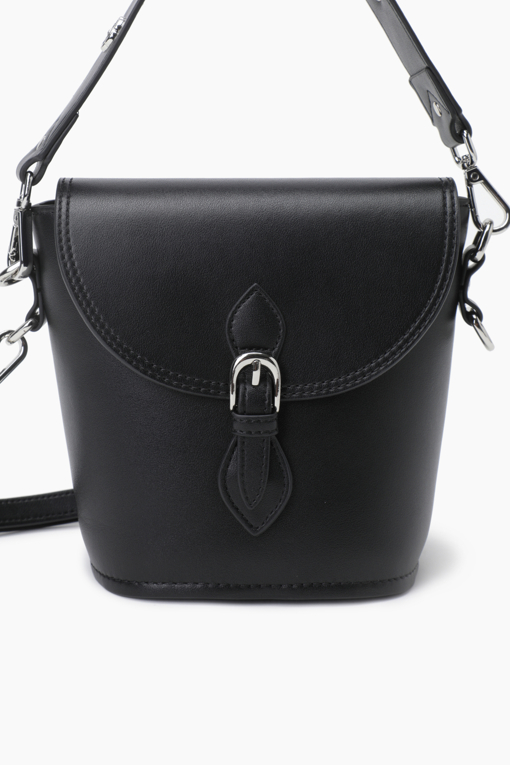 https://img.benettonmall.com/PARTS/KB/25F/BCBG02541BK_MB_D3.jpg