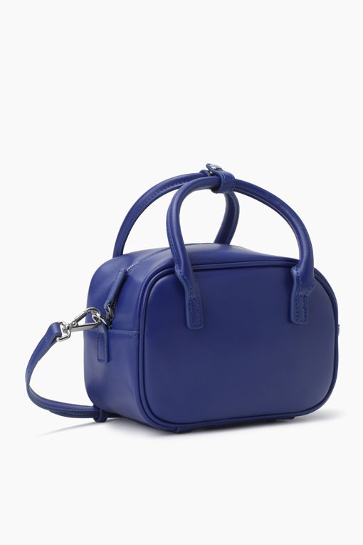 https://img.benettonmall.com/PARTS/KB/25F/BCBG07541BL_MB_D1.jpg