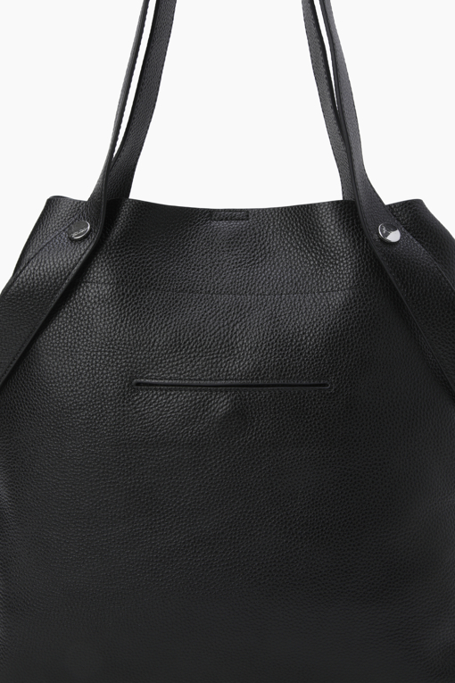 https://img.benettonmall.com/PARTS/KB/25F/BCBG08541BK_MB_D3.jpg