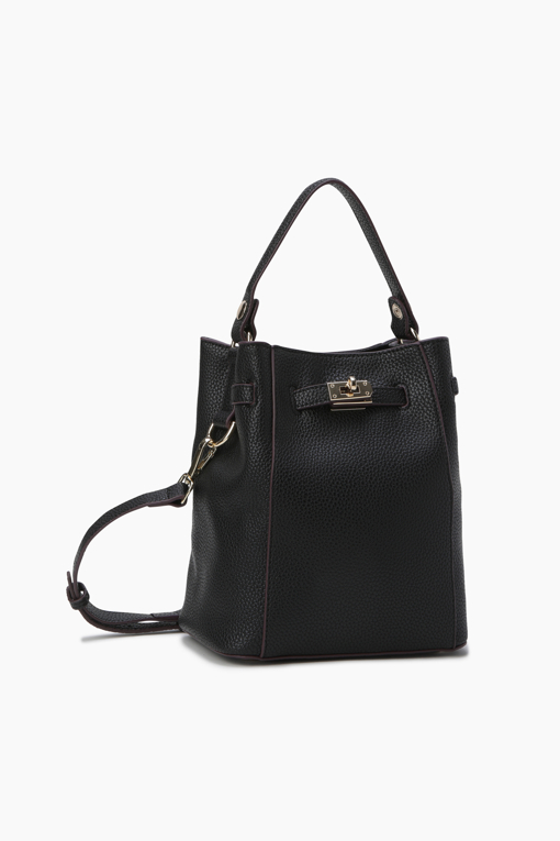 https://img.benettonmall.com/PARTS/KB/25F/BCBG10541BK_MB_D1.jpg