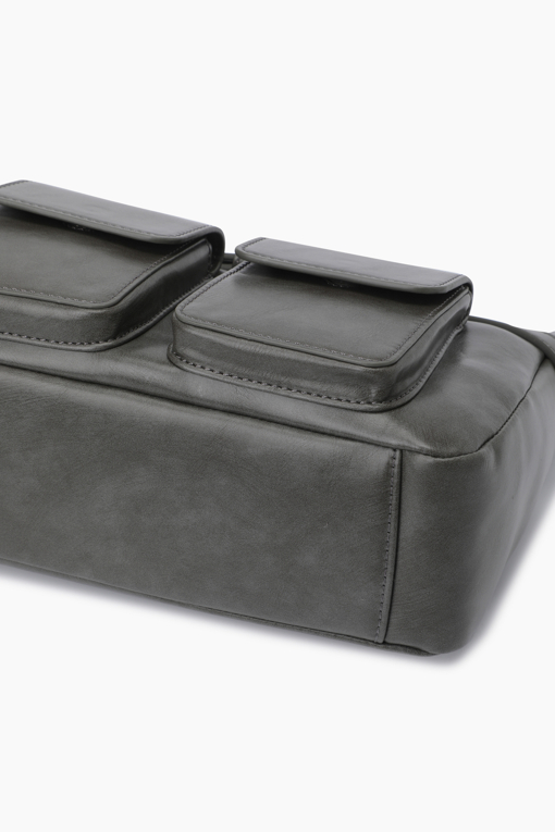 https://img.benettonmall.com/PARTS/KB/25F/BCBG11541KA_MB_D5.jpg