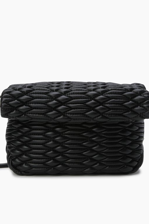 https://img.benettonmall.com/PARTS/KB/25F/BCBG14541BK_MB_D3.jpg