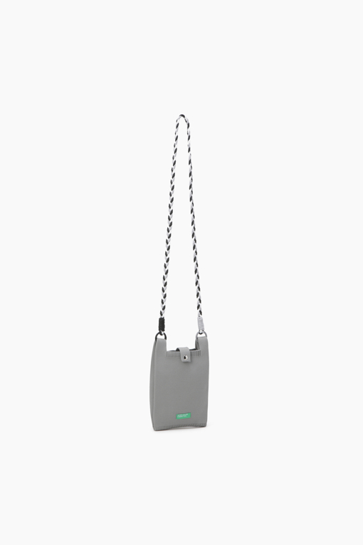 https://img.benettonmall.com/PARTS/KB/25F/BCBG16541GR_MB_D1.jpg