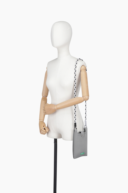 https://img.benettonmall.com/PARTS/KB/25F/BCBG16541GR_MB_D6.jpg