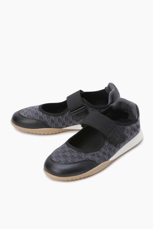 https://img.benettonmall.com/PARTS/KB/25F/BCSH02541BK_MB.jpg