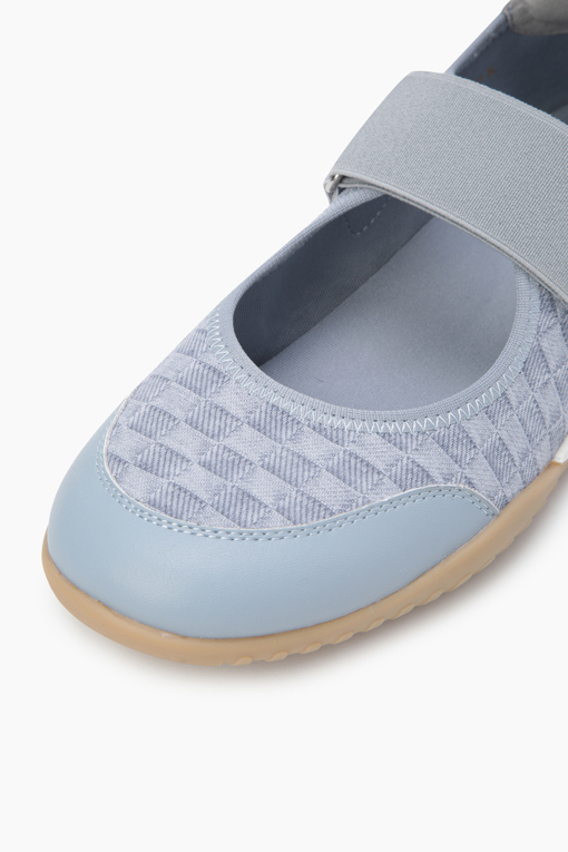https://img.benettonmall.com/PARTS/KB/25F/BCSH02541BL_MB_D2.jpg
