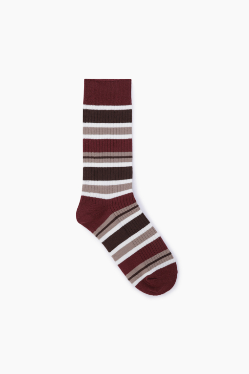 https://img.benettonmall.com/PARTS/KB/25F/BCSO04541WI_MB_D1.jpg