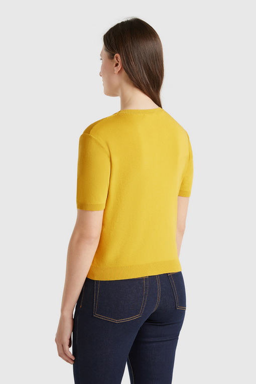 https://img.benettonmall.com/PARTS/KB/25S/1091D10D536H_MB_D1.jpg