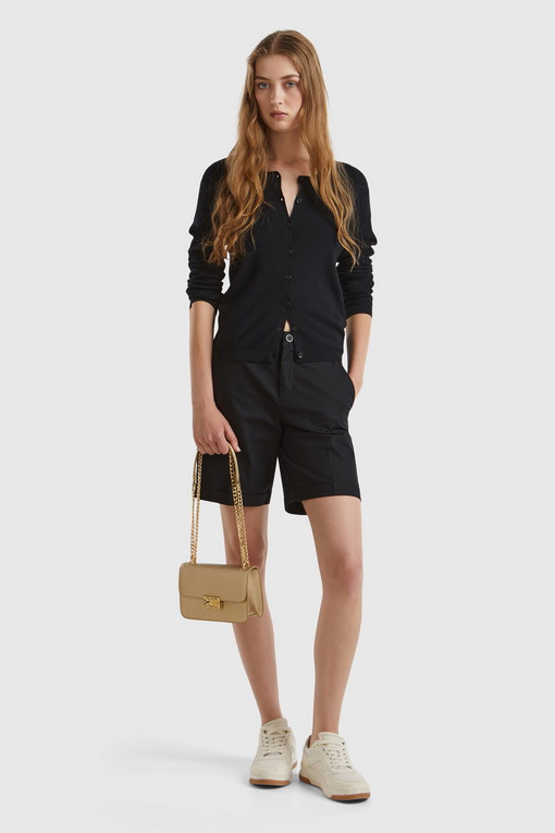 https://img.benettonmall.com/PARTS/KB/25S/1091D5558BK2_MB_D2.jpg