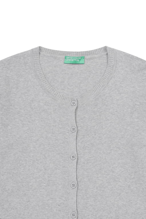 https://img.benettonmall.com/PARTS/KB/25S/1091D5558MG2_MB_D2.jpg