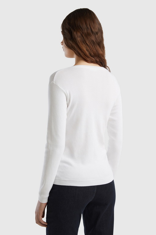 https://img.benettonmall.com/PARTS/KB/25S/1091D5558WH2_MB_D1.jpg